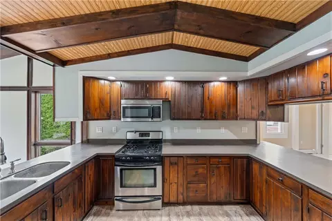 10 Sisson St, Lyons, NY 14489 photo 7