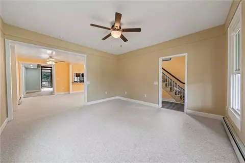 10 Sisson St, Lyons, NY 14489 photo 4