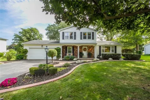 38 Northfield Gate, Pittsford, NY 14534