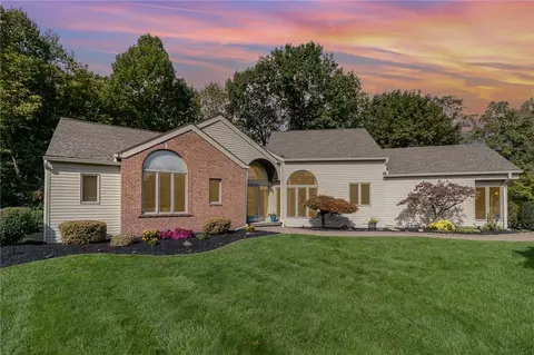35 Autumn Trl, Webster, NY 14580