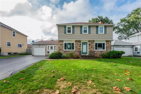 305 Barry Rd, Irondequoit, NY 14617