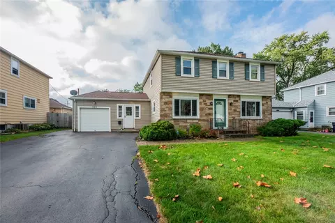 305 Barry Rd, Irondequoit, NY 14617 photo 2