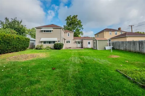 305 Barry Rd, Irondequoit, NY 14617 photo 37