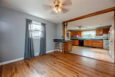 305 Barry Rd, Irondequoit, NY 14617 photo 8