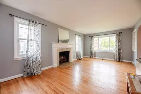 305 Barry Rd, Irondequoit, NY 14617 photo 18
