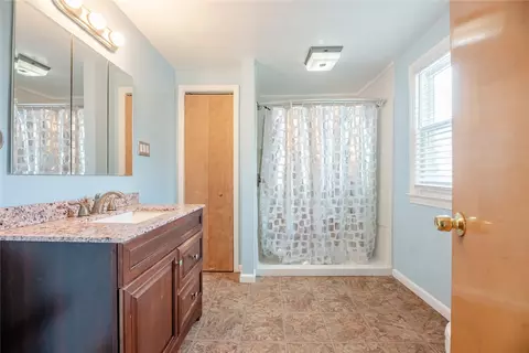 305 Barry Rd, Irondequoit, NY 14617 photo 21