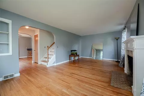 305 Barry Rd, Irondequoit, NY 14617 photo 16
