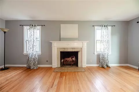 305 Barry Rd, Irondequoit, NY 14617 photo 17