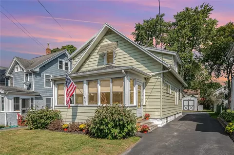 143 W Ivy St, East Rochester, NY 14445