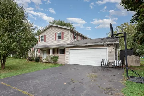 1 Picturesque Dr, Greece, NY 14616