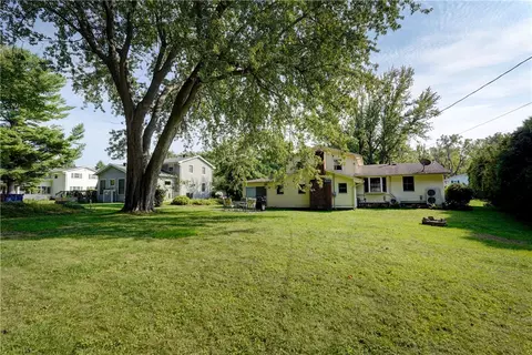 1246 Imperial Dr, Webster, NY 14580 photo 37