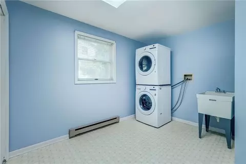 1246 Imperial Dr, Webster, NY 14580 photo 28
