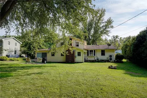 1246 Imperial Dr, Webster, NY 14580 photo 33