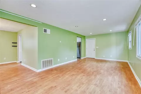 1252 State Rd, Webster, NY 14580 photo 8