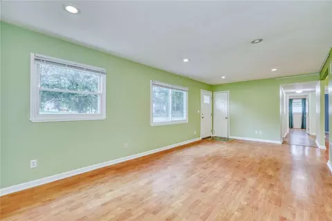 1252 State Rd, Webster, NY 14580 photo 5