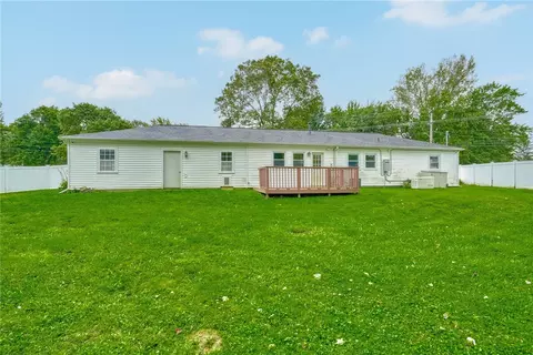 1252 State Rd, Webster, NY 14580 photo 2