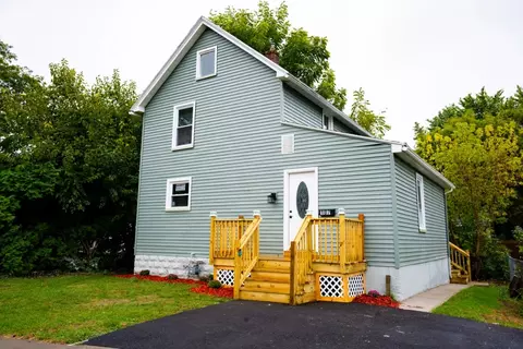 107 Madison St, East Rochester, NY 14445