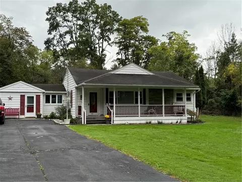 165 Jay St, Geneva, NY 14456