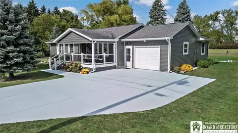 252 Ruggles St, Dunkirk, NY 14048
