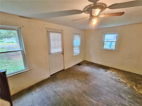 210 E Washington St, Bath, NY 14810 photo 32