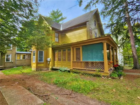 210 E Washington St, Bath, NY 14810 photo 3