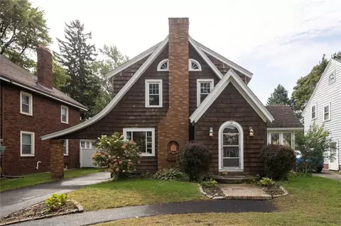 73 Thornton Rd, Irondequoit, NY 14617