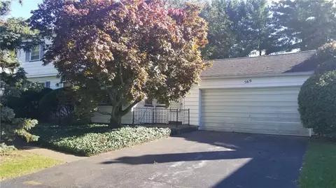569 Barry Rd, Irondequoit, NY 14617 photo 32
