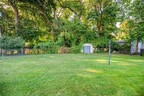 63 Winona Blvd, Irondequoit, NY 14617 photo 16