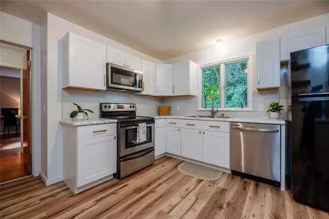 63 Winona Blvd, Irondequoit, NY 14617 photo 6