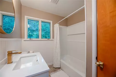 63 Winona Blvd, Irondequoit, NY 14617 photo 8