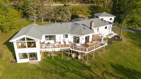 5910 N Forest Vw, Richmond, NY 14471