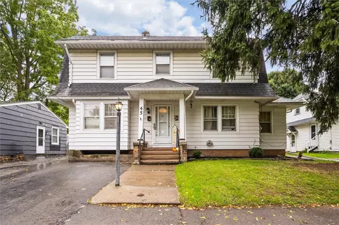 45 Broderick Dr, Irondequoit, NY 14622