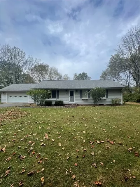 126 Collins Dr, Oneonta, NY 13820