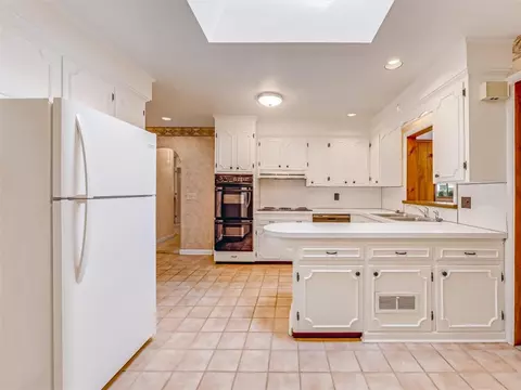 253 Barry Rd, Irondequoit, NY 14617 photo 10