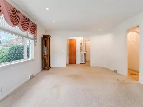 253 Barry Rd, Irondequoit, NY 14617 photo 17