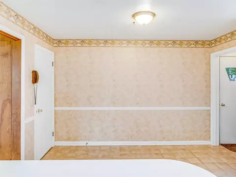 253 Barry Rd, Irondequoit, NY 14617 photo 13