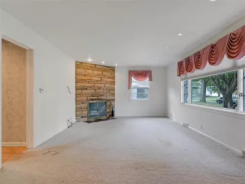 253 Barry Rd, Irondequoit, NY 14617 photo 14