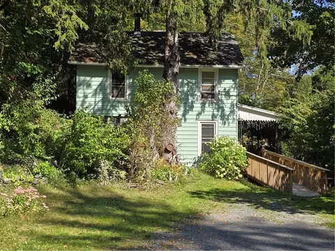 78 Austin St, Middletown, NY 12093