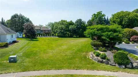 271 W W Hl, Greece, NY 14626