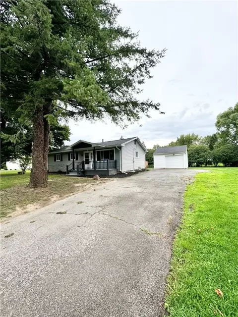 247 Lycoming Rd, Rochester, NY 14623