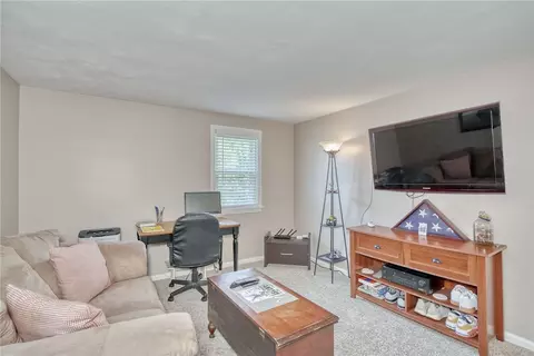 654 Tarrington Rd, Irondequoit, NY 14609 photo 28