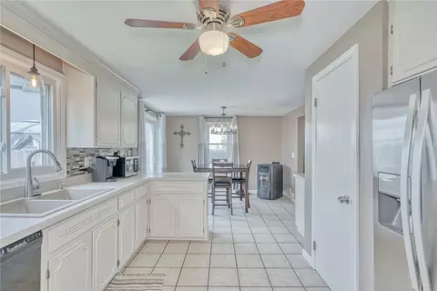 654 Tarrington Rd, Irondequoit, NY 14609 photo 19