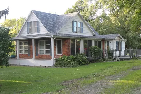 15167 White City Rd, Barre, NY 14058