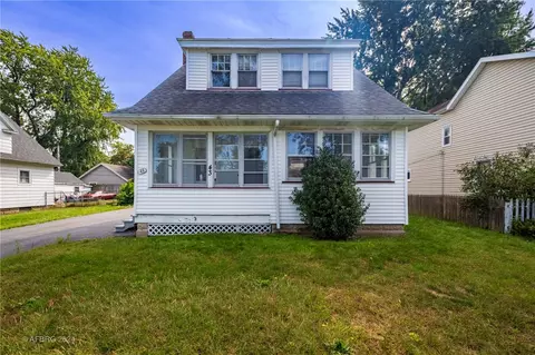 43 Point Pleasant Rd, Irondequoit, NY 14622 photo 2