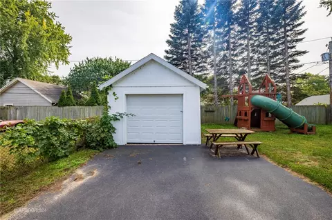 43 Point Pleasant Rd, Irondequoit, NY 14622 photo 42