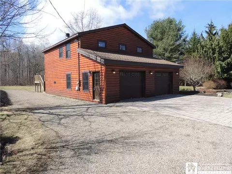5109 W Lake Rd, Mayville, NY 14757