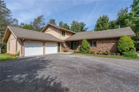 1062 Euler Road Rd, Sweden, NY 14420