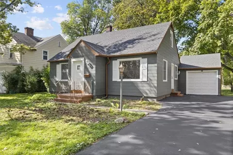 277 Cobb Ter, Brighton, NY 14620