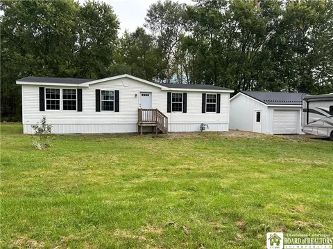 994 Poland Center Rd, Poland, NY 14747