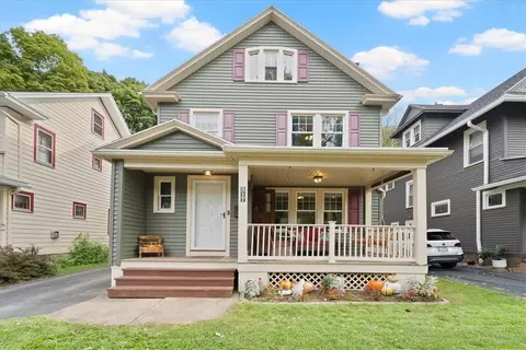 517 Rockingham St, Rochester, NY 14620